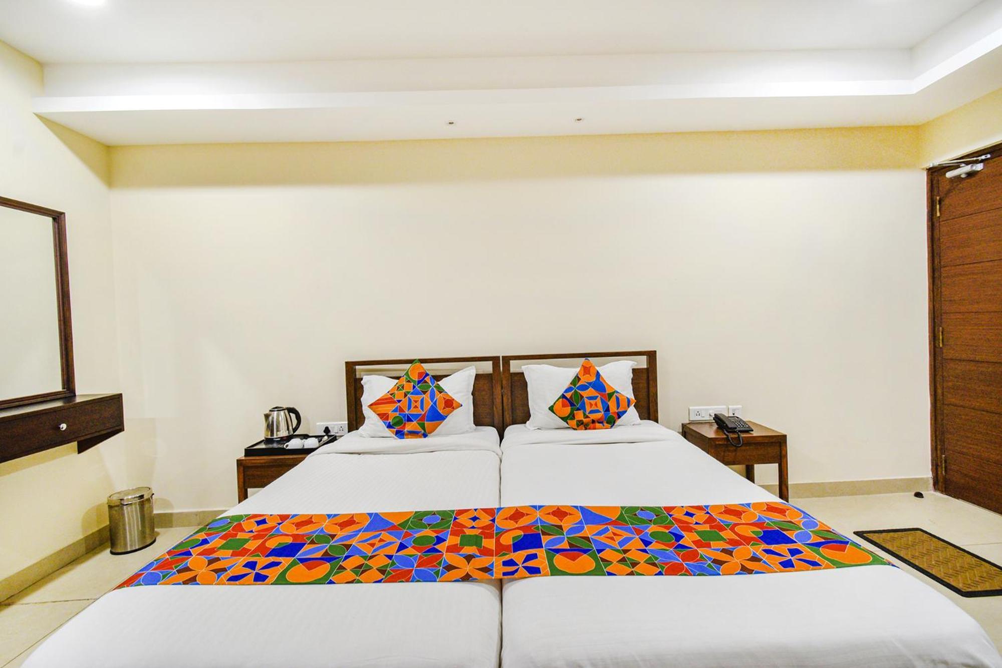 Fabhotel Prime Am Suites - Nr Yashoda Hospitals - Secunderabad Хайдарабад Экстерьер фото
